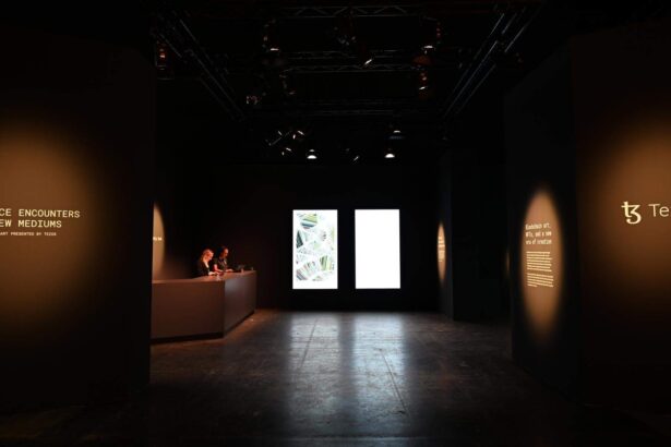 Chance Encounters in New Mediums: The Generative Art Renaissance at Art Basel in Basel 2022,