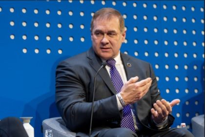 Hold Bitcoin up to the sky and then drop it hard! Guggenheim chief investment officer Scott Minerd dies of heart attack