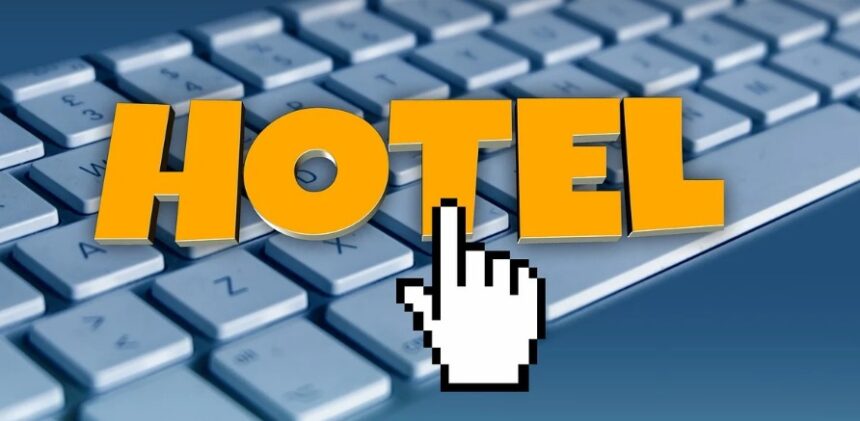 10 Best Hotel Booking Site IN 2023