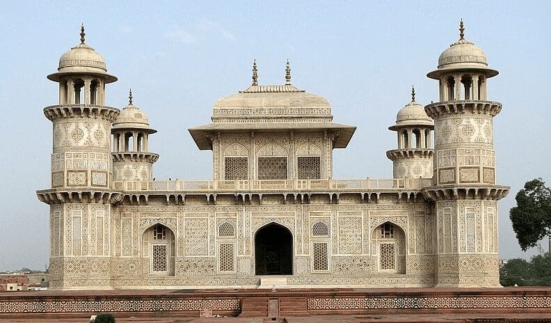 Tomb of Ltimad-ud-Daulah (Best Tourist Places In Agra)