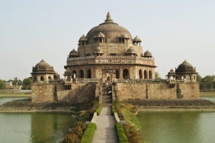 20 Best Tourist Places In Bihar
