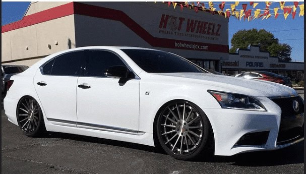 Lexus LS with Lexus Safety System+