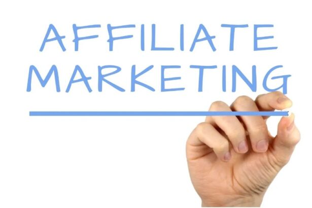 50 Best Affiliate Marketing Tools for Bloggers