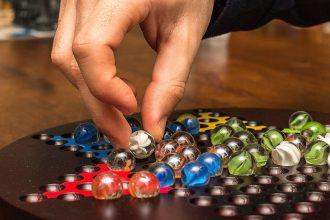 10 Best Game Night Games