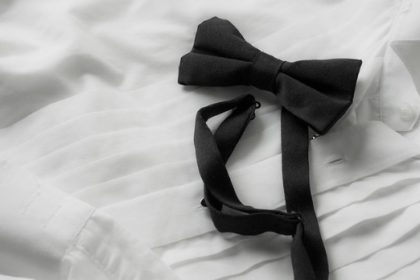 How To Make A Bow Out Of Ribbon?