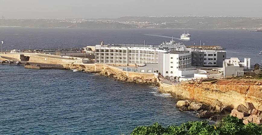 4. Paradise Bay