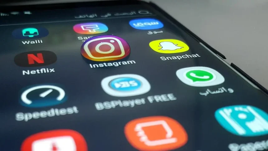 9 Best Apps for Designing Custom Instagram Stories