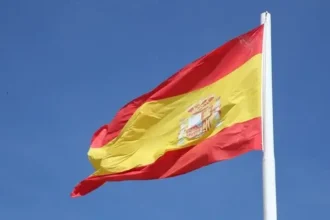 9 Best Books For Learning Spanish: Top Recommended Books