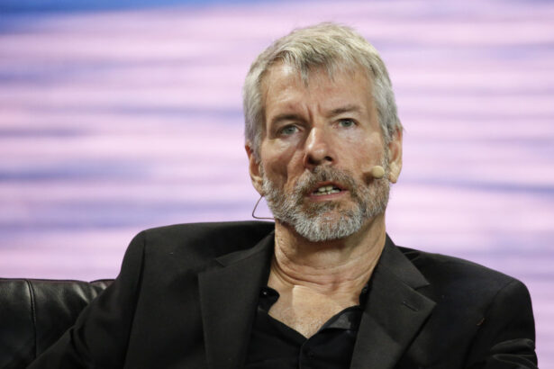 Michael Saylor Sends Bitcoin Soaring Toward $108K with Bold Tweet as $749M BTC Bet Ignites Market