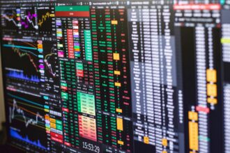 10 Best Stock Screeners 2025 | Top Tools For Smart Investing