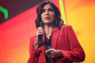 Who Is Kristi Noem? – Quick Facts & Biography