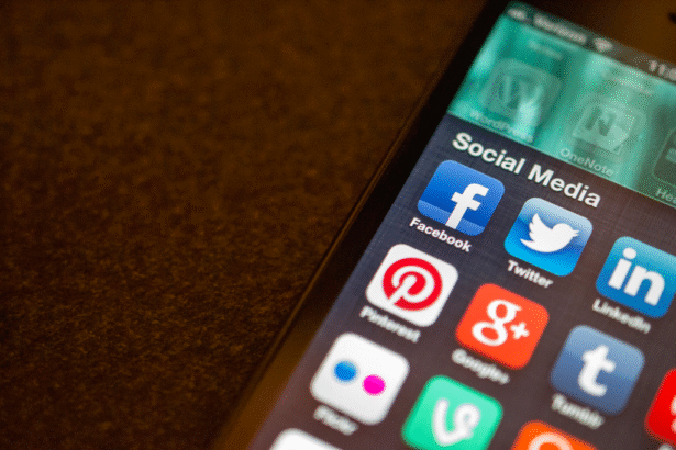 How Does Social Media Affect Mental Health? Insights & Impact