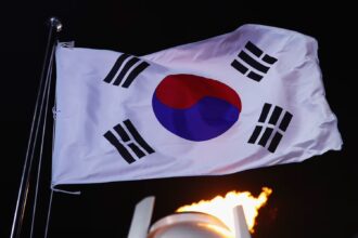 South Korea's FSS Pressures Asset Managers to Cut Exposure to Crypto-Linked ETFs