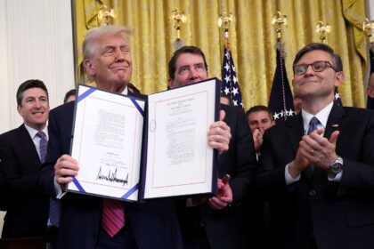 Trump Signs 'GENIUS Act' into Law-Shakes Up Global Crypto with First U.S. Stablecoin Regulation
