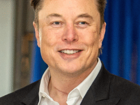 Elon Musk Considering Blockchain To Bolster us Government Efficiency
