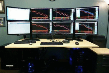 How To Become A Prop Trader And Succeed In 2025