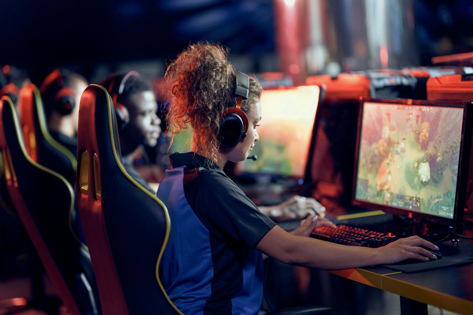 Why Gamers Are Paying to Play as Background Characters