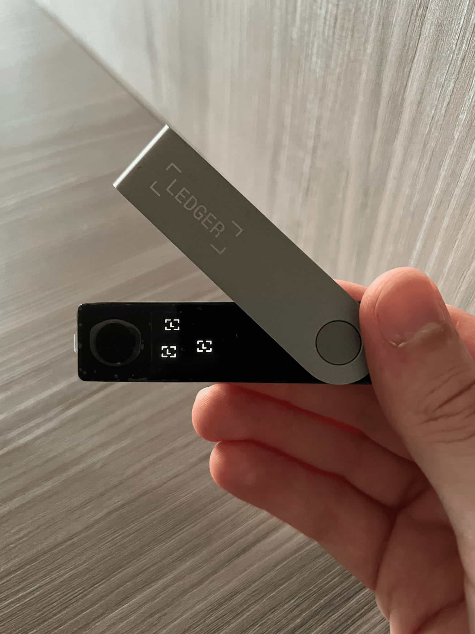 Ledger (Nano X / Nano S Plus)
