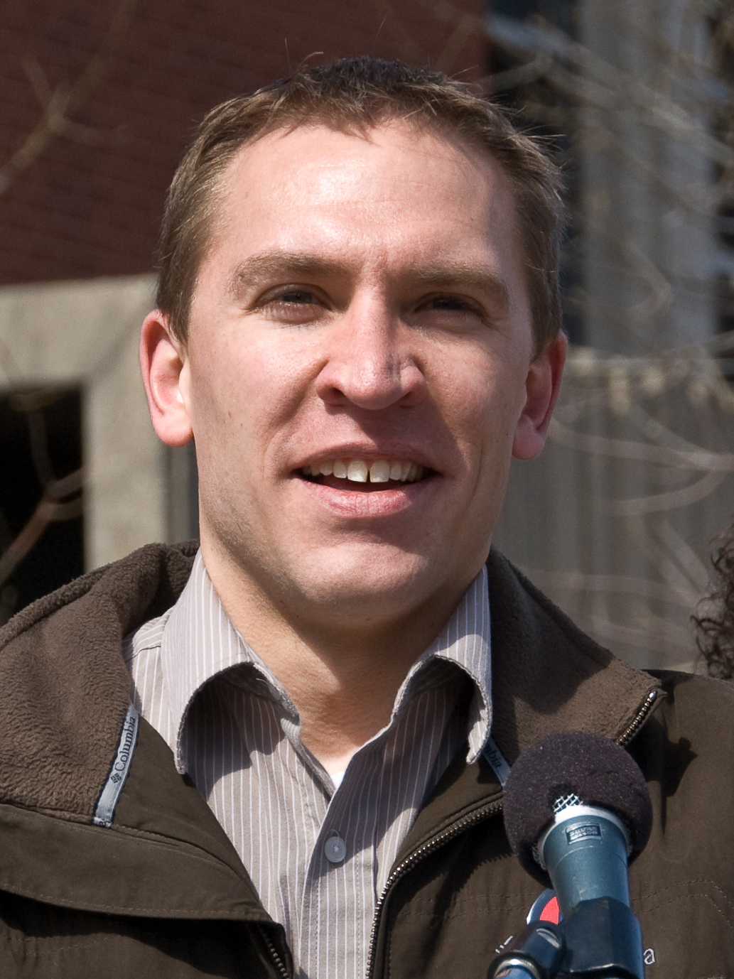 Chris Larsen