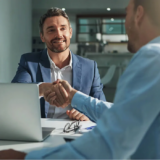 10 Top Fleet Financing Solutions for Logistics & Trucking