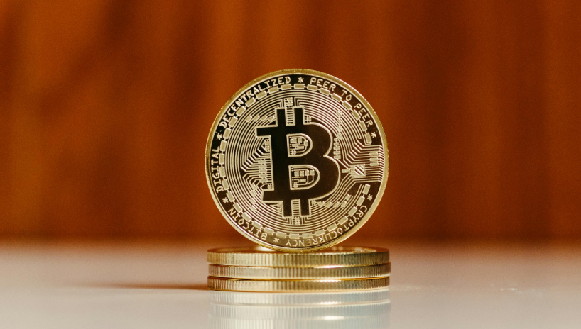 Bitcoin vs Gold: Which Is the Better Investment?