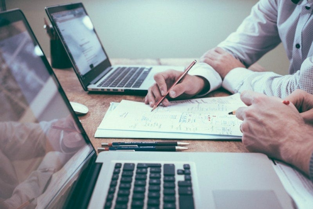10 SaaS Platforms Powering Fintech Startups Without Tech Teams