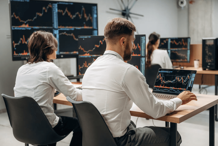 10 Prop Firms That Allow News Trading in 2026